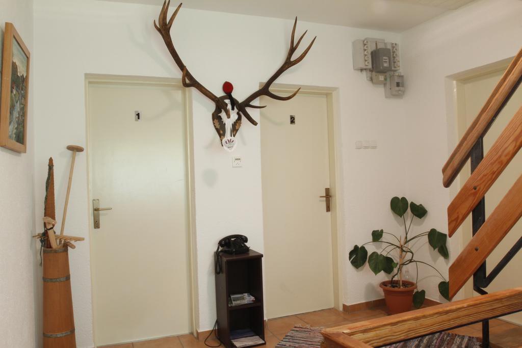 House Drakulic Hotell Korenica Eksteriør bilde