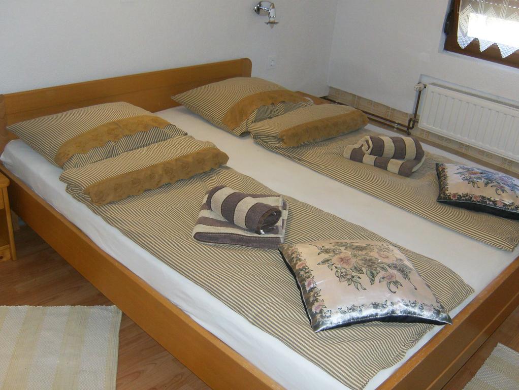 House Drakulic Hotell Korenica Eksteriør bilde