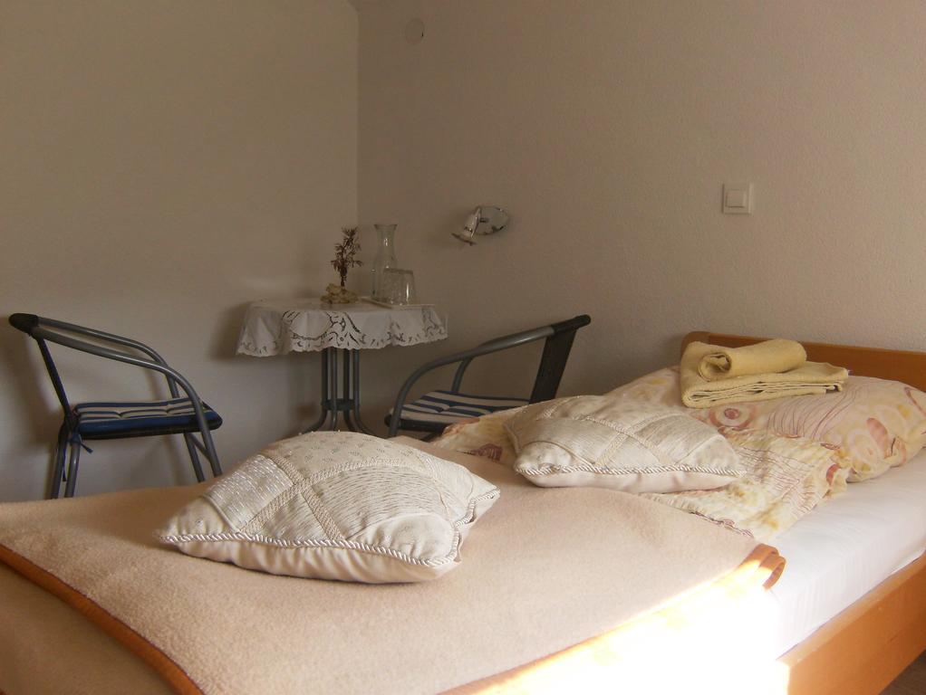 House Drakulic Hotell Korenica Eksteriør bilde