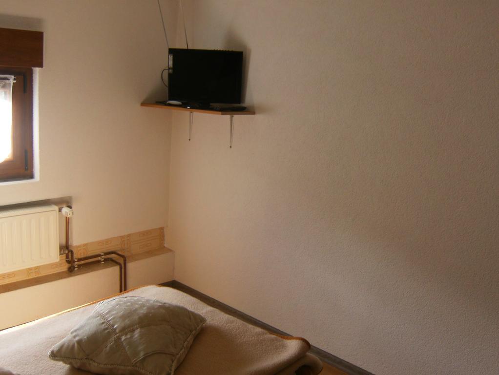 House Drakulic Hotell Korenica Eksteriør bilde