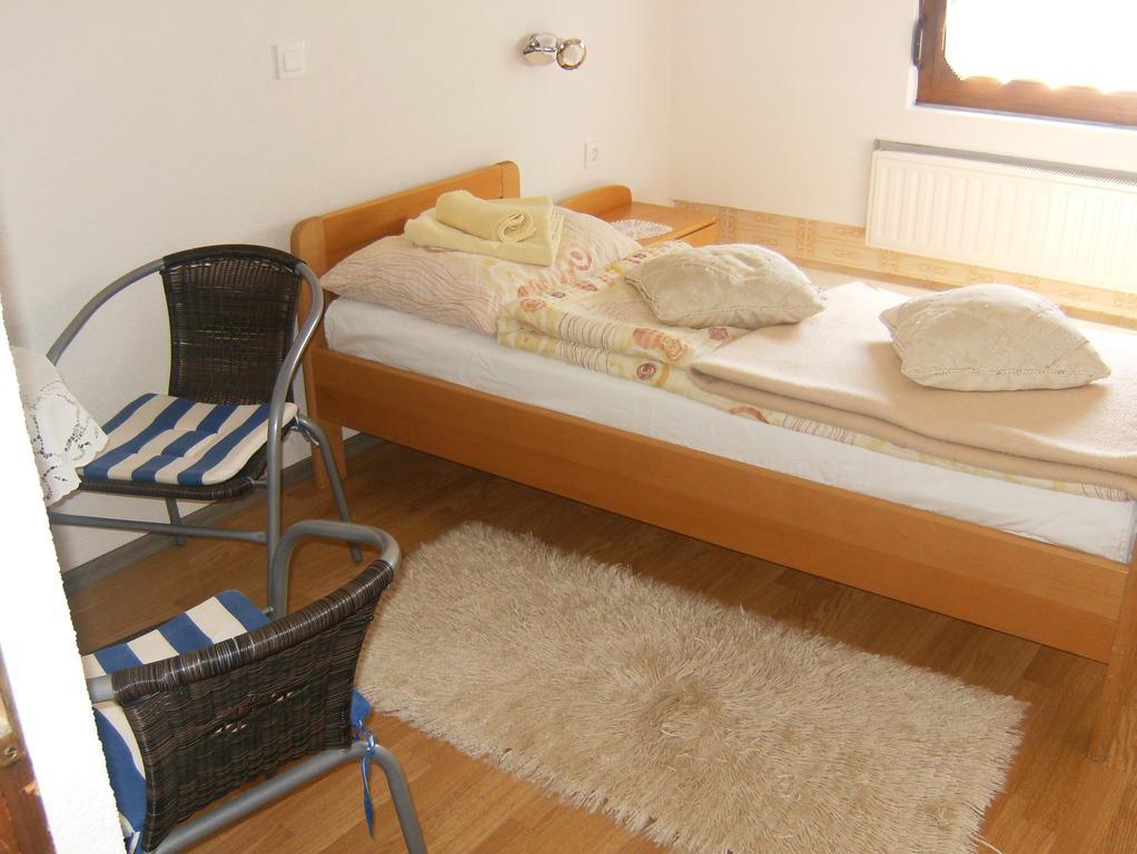 House Drakulic Hotell Korenica Eksteriør bilde